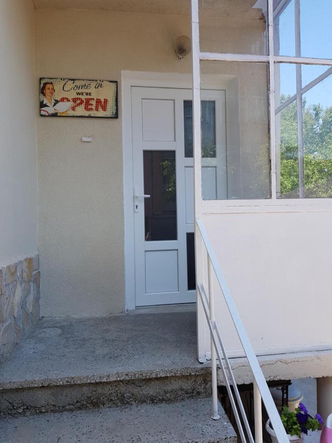 Къща За Гости Саня Hotel Kavarna Kültér fotó
